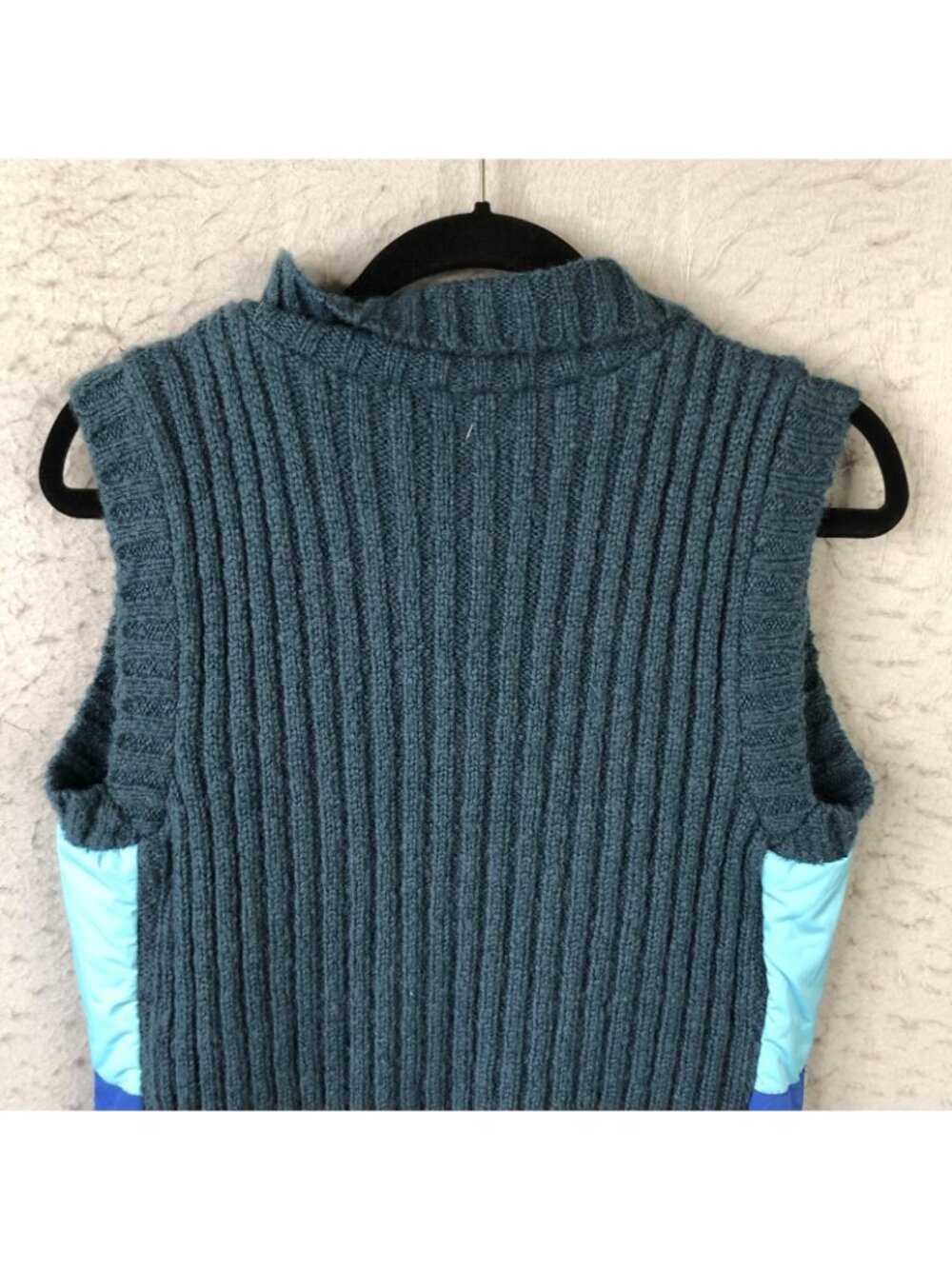 Free People Vest Womens M Blue Knit Back Puffer Stripe Colorblock Gorpcore - Picture 14 of 16